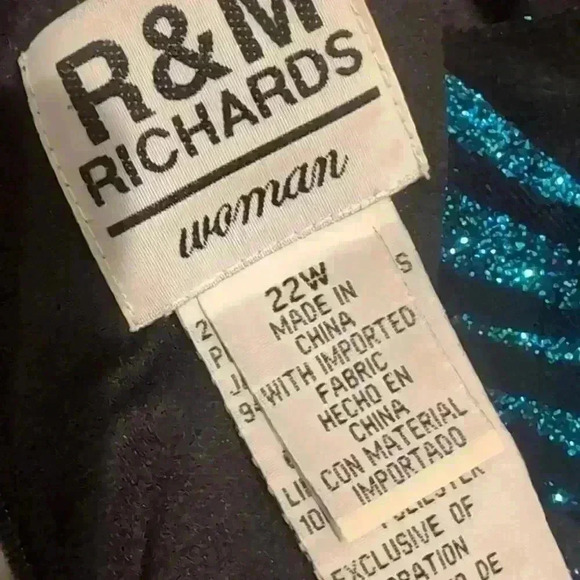 Vintage stretchy dress - Picture 10 of 10